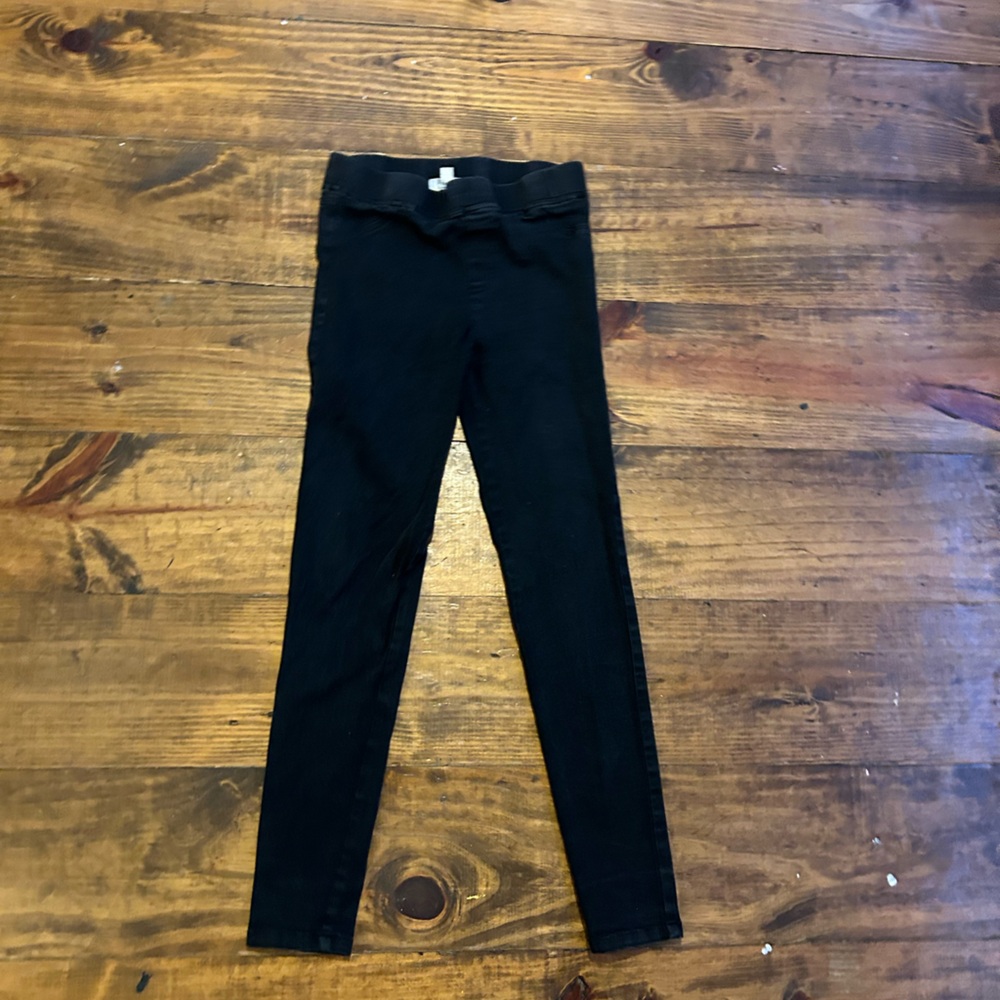 Black umgee jeans I believe a youth medium